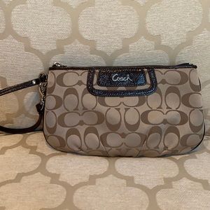 Signature Coach Canvas Wrislet